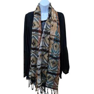 Daytrip Aztec Print Scarf With Fringe Design - Multicolor tribal nature